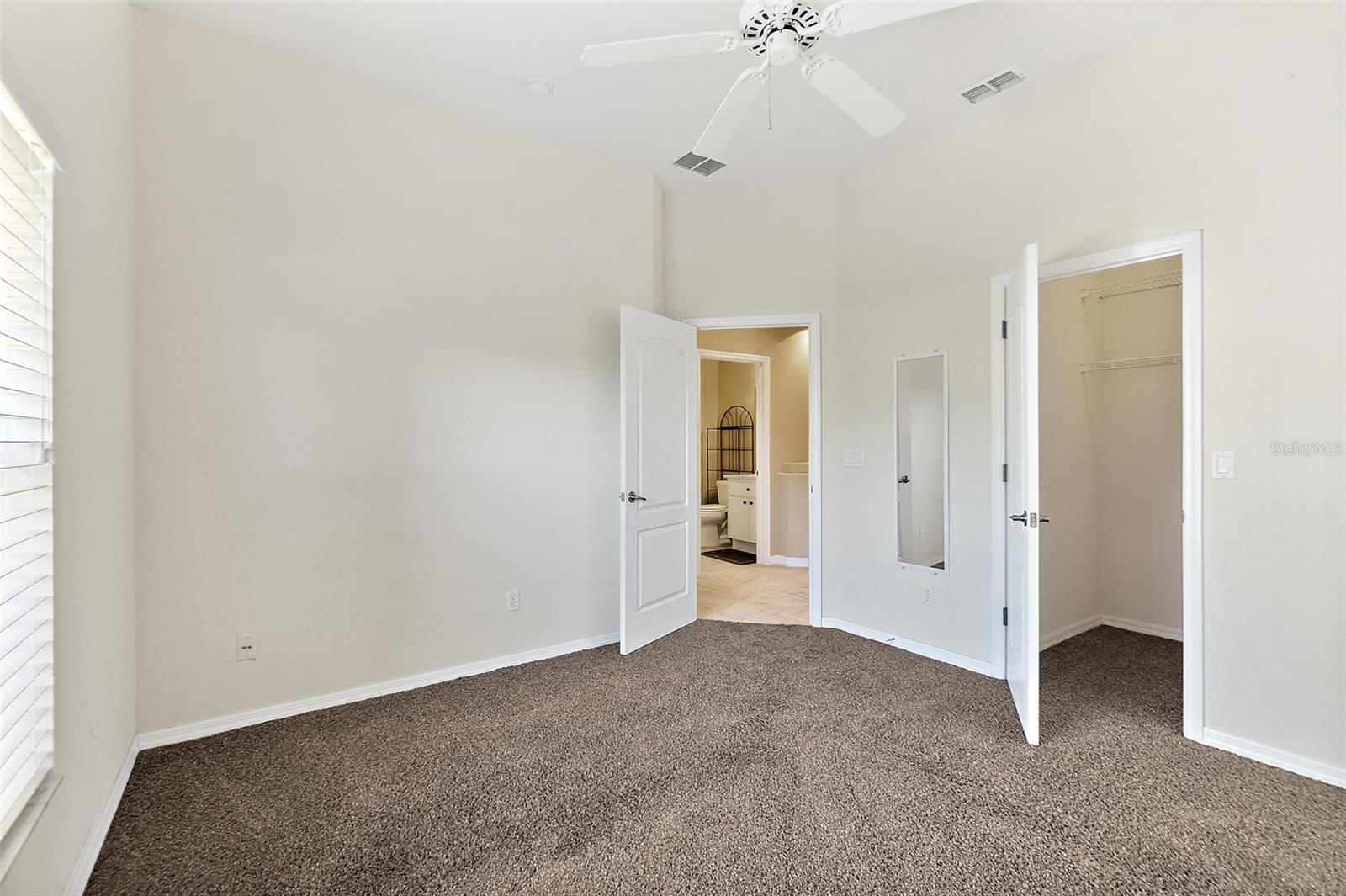 Image 24 of 45 For 5925 Broken Bow Lane