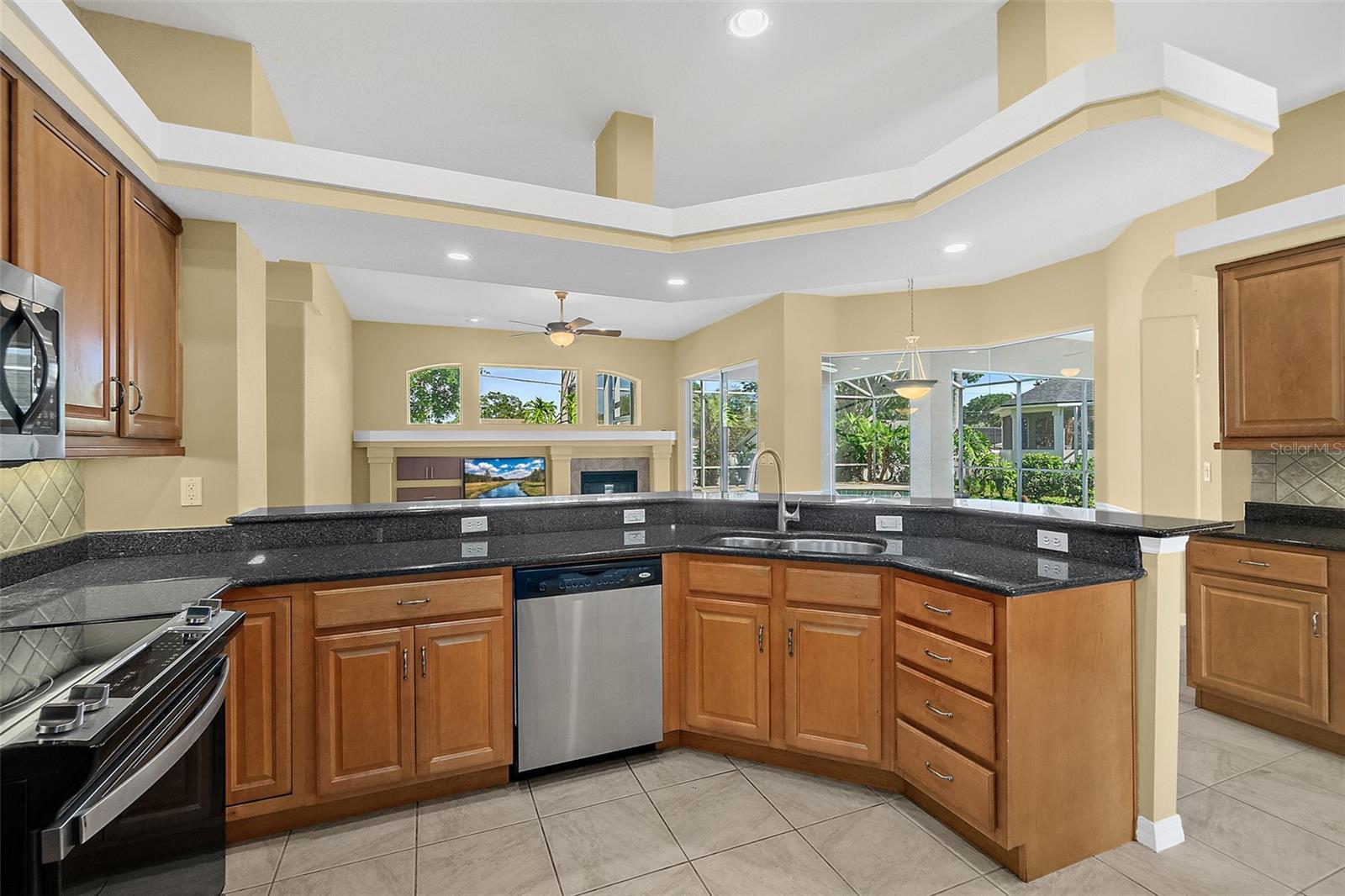 Image 3 of 45 For 5925 Broken Bow Lane