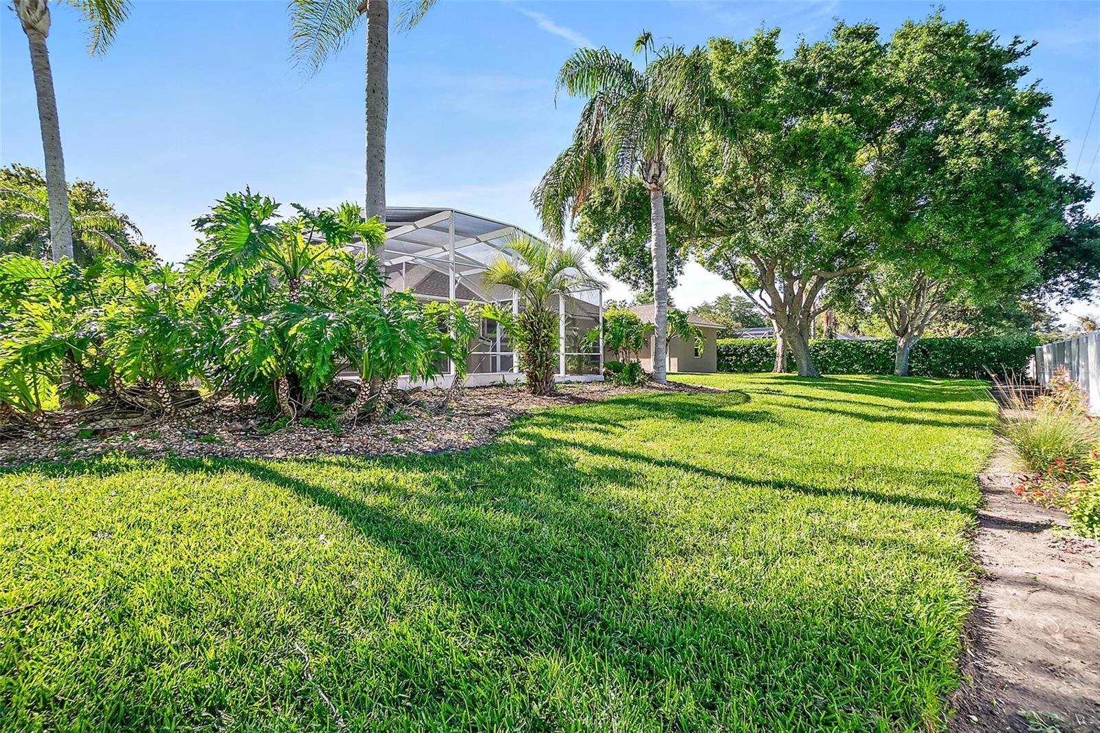 Image 32 of 45 For 5925 Broken Bow Lane