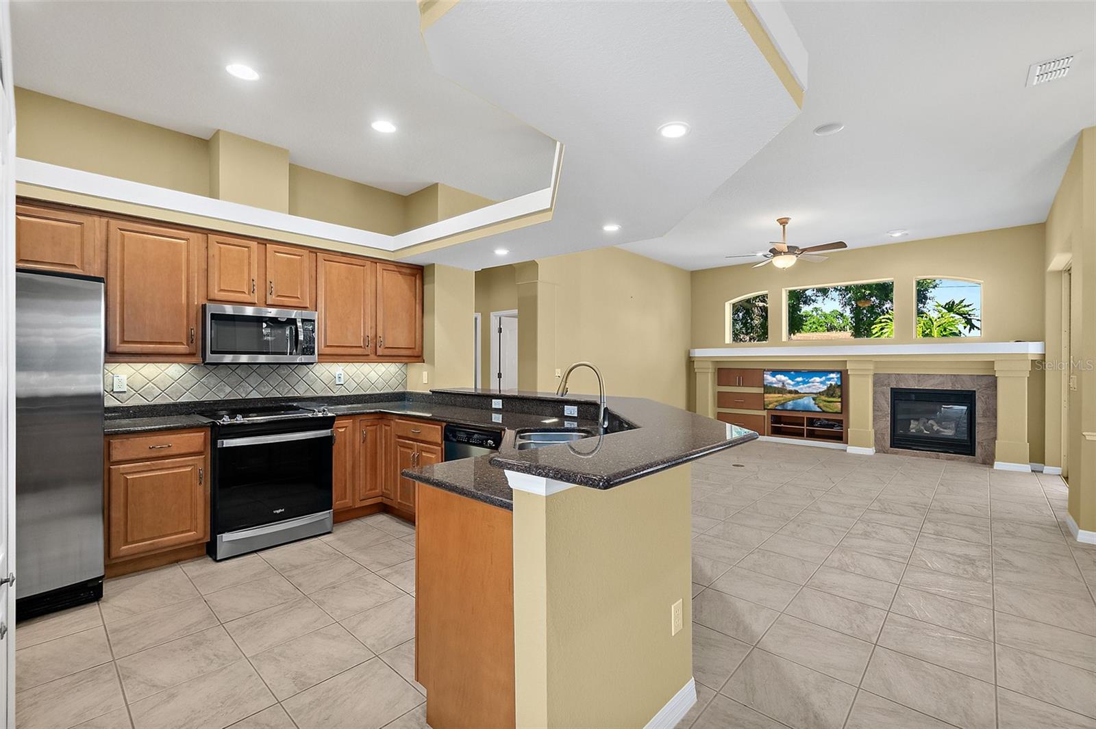 Image 4 of 45 For 5925 Broken Bow Lane