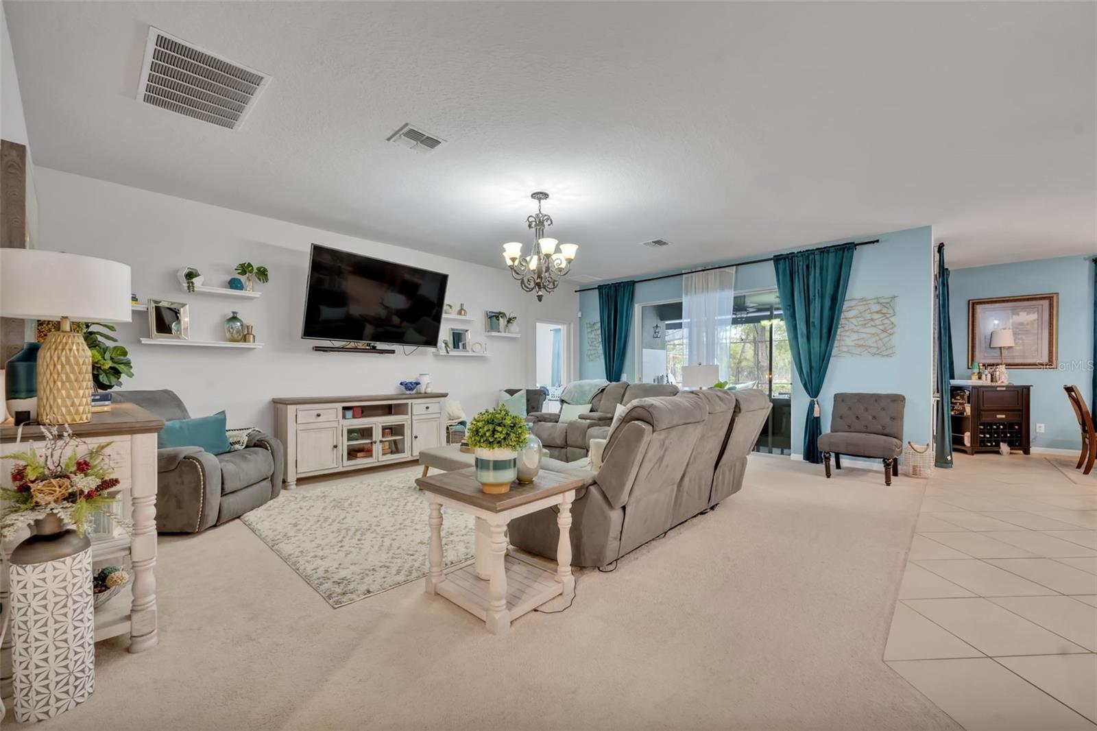 Image 12 of 51 For 2119 White Dahlia Drive