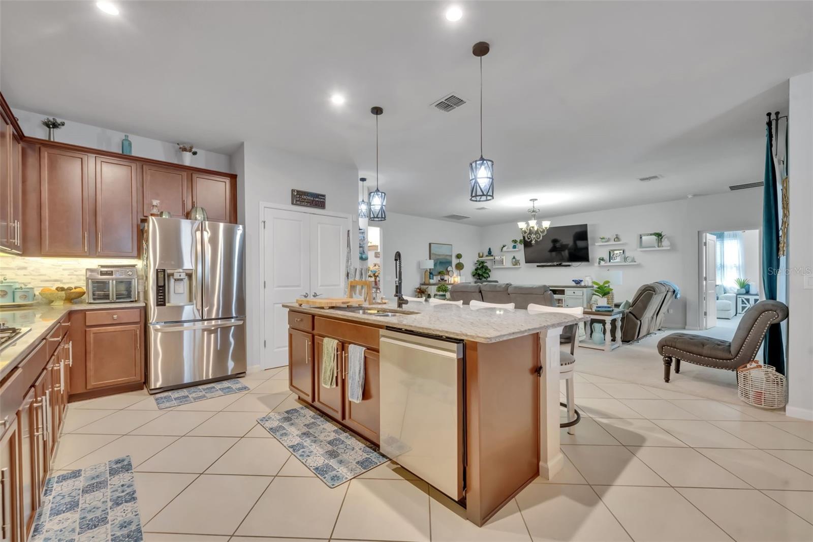 Image 19 of 51 For 2119 White Dahlia Drive