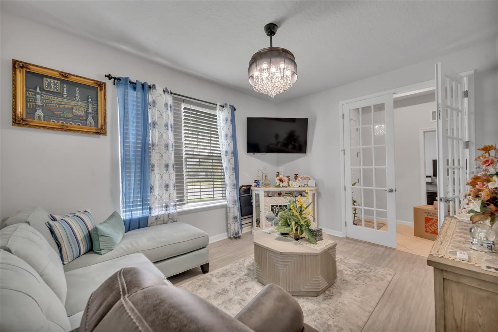 Image 37 of 51 For 2119 White Dahlia Drive