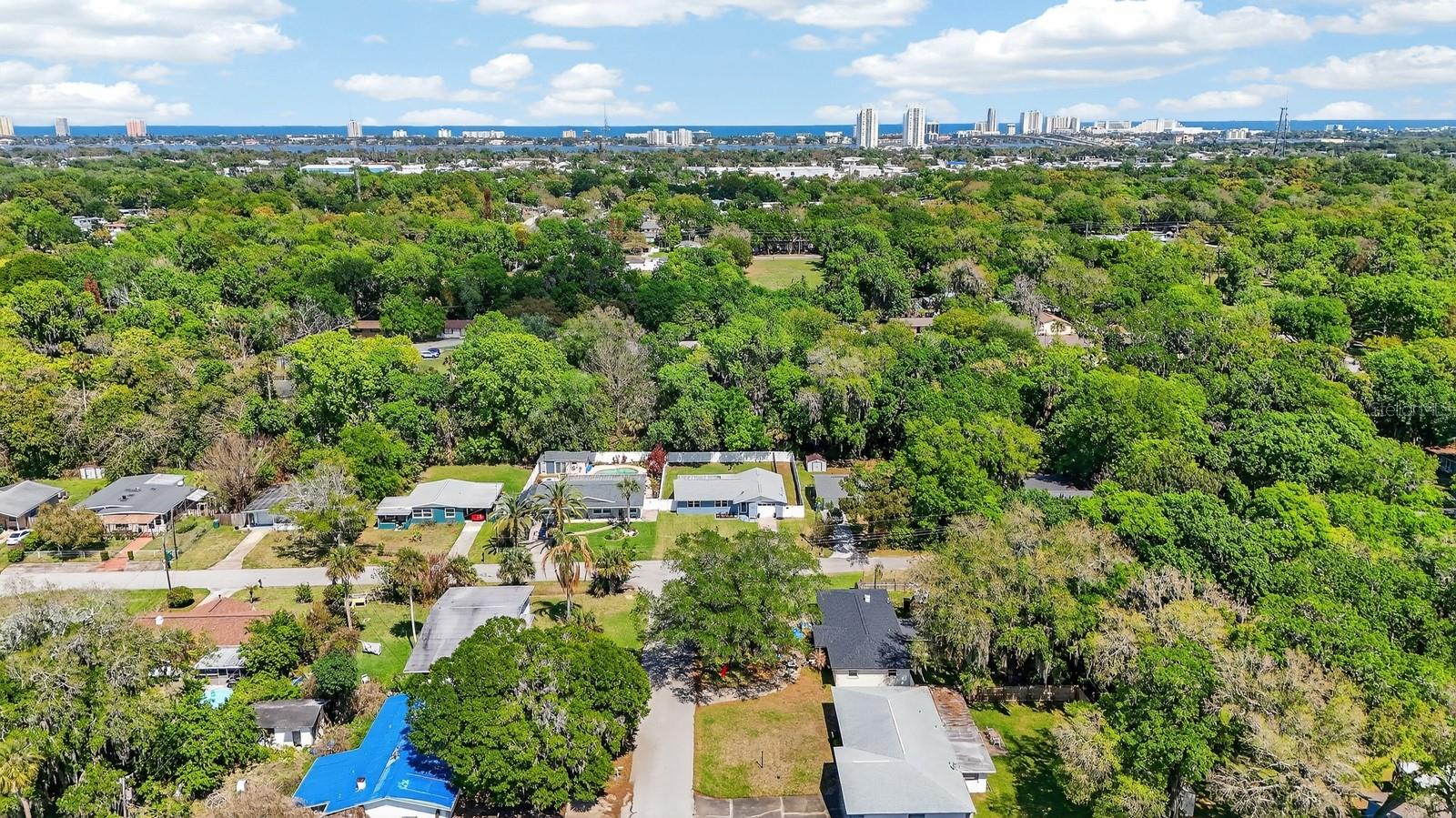 Image 36 of 42 For 327 London Road