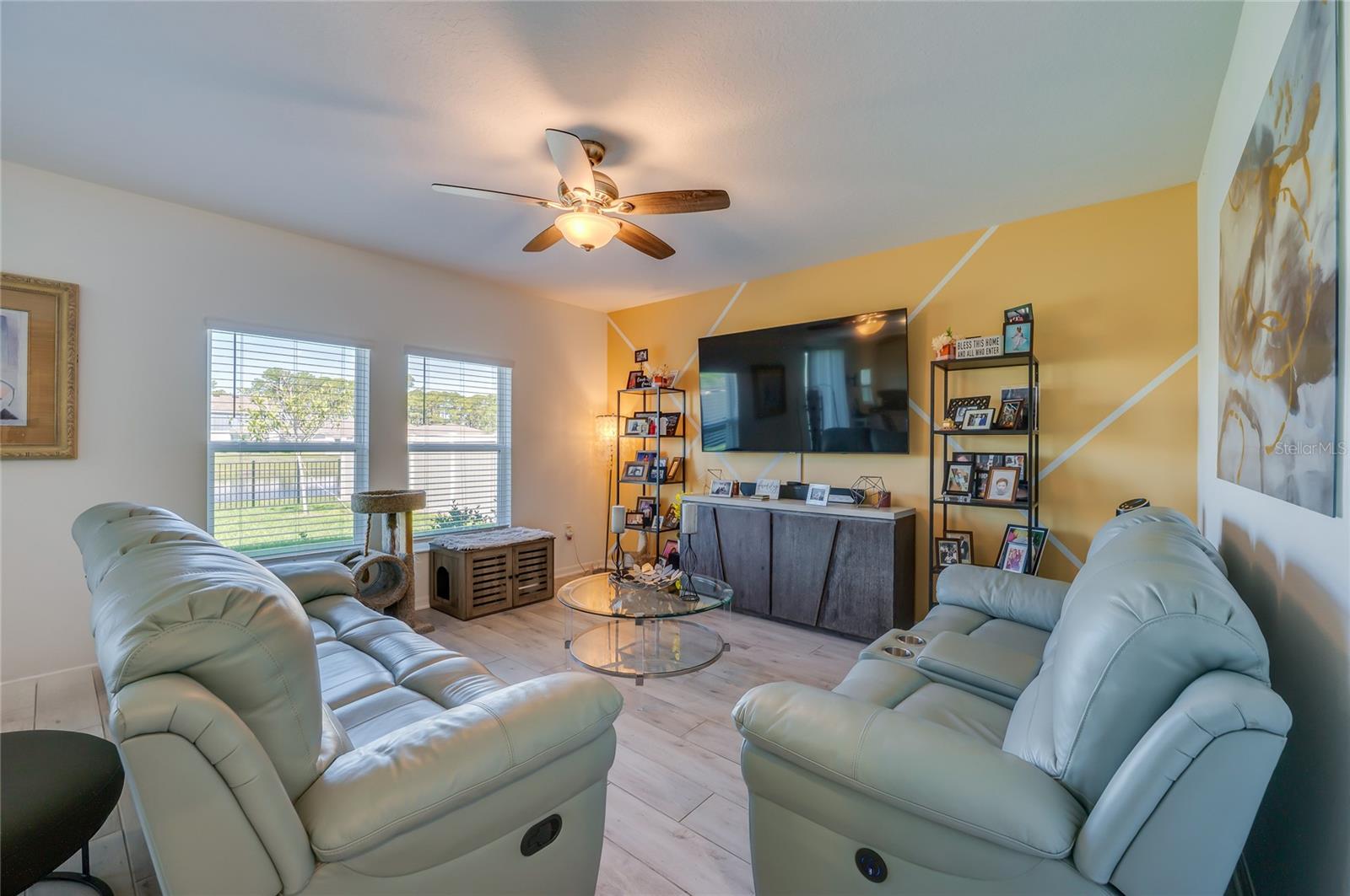 Image 11 of 57 For 3986 Willowbrook Drive