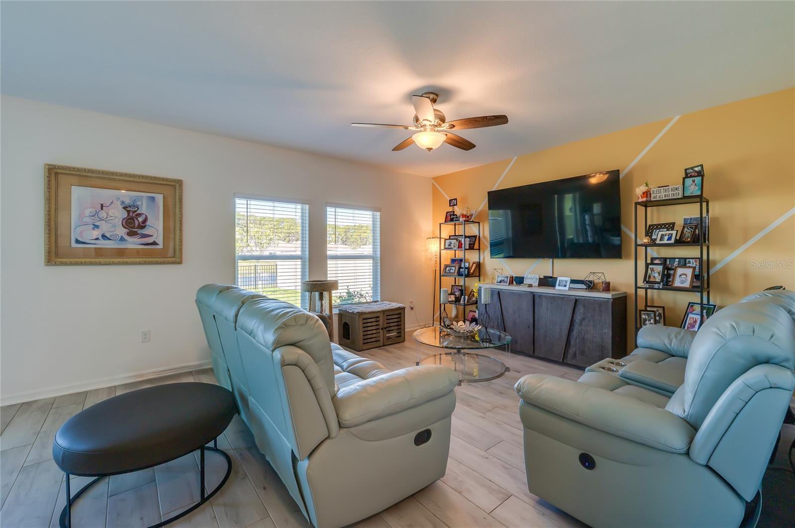 Image 13 of 57 For 3986 Willowbrook Drive