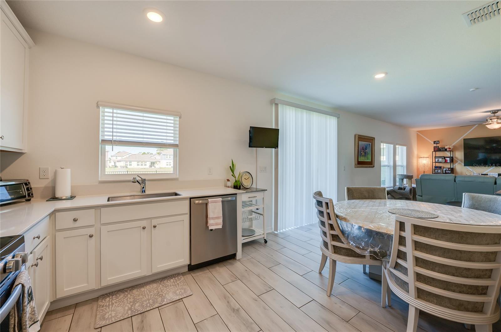 Image 15 of 57 For 3986 Willowbrook Drive