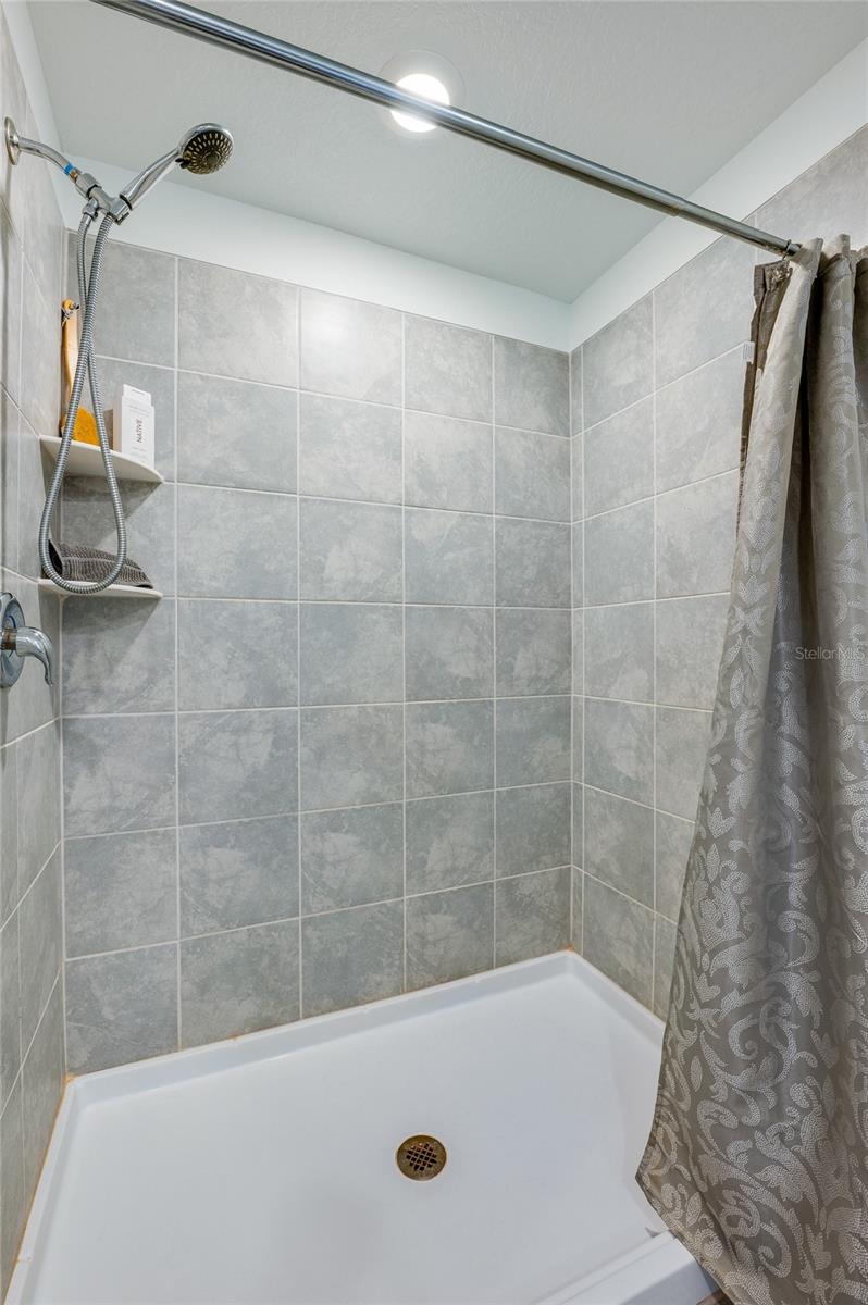 Image 24 of 57 For 3986 Willowbrook Drive