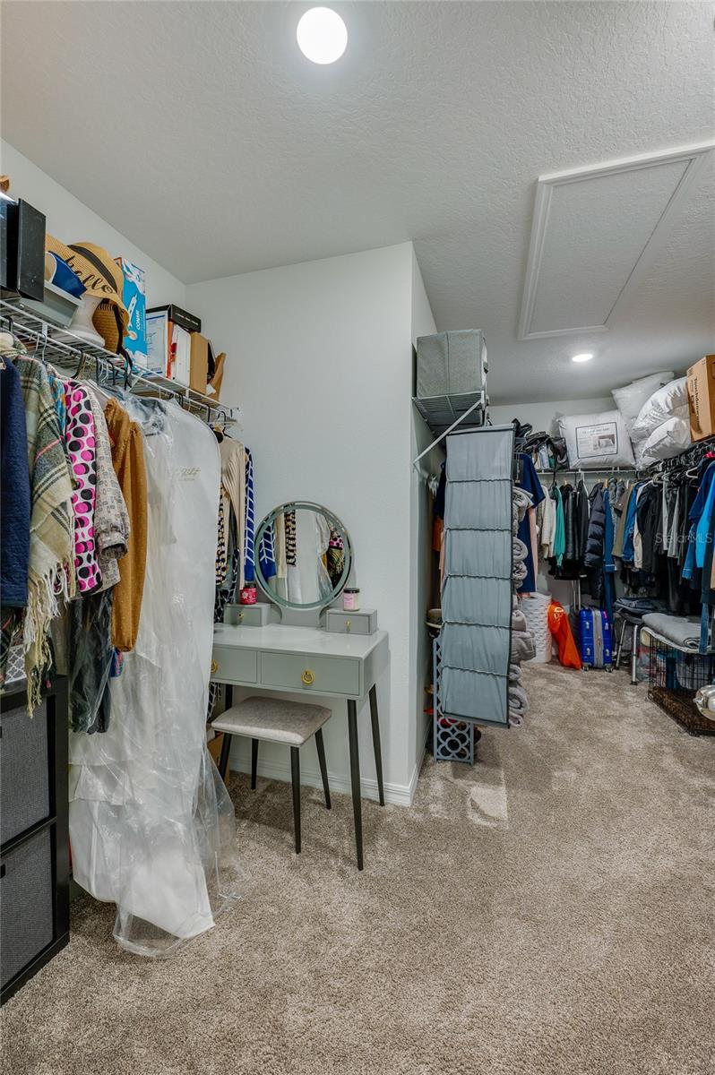 Image 25 of 57 For 3986 Willowbrook Drive