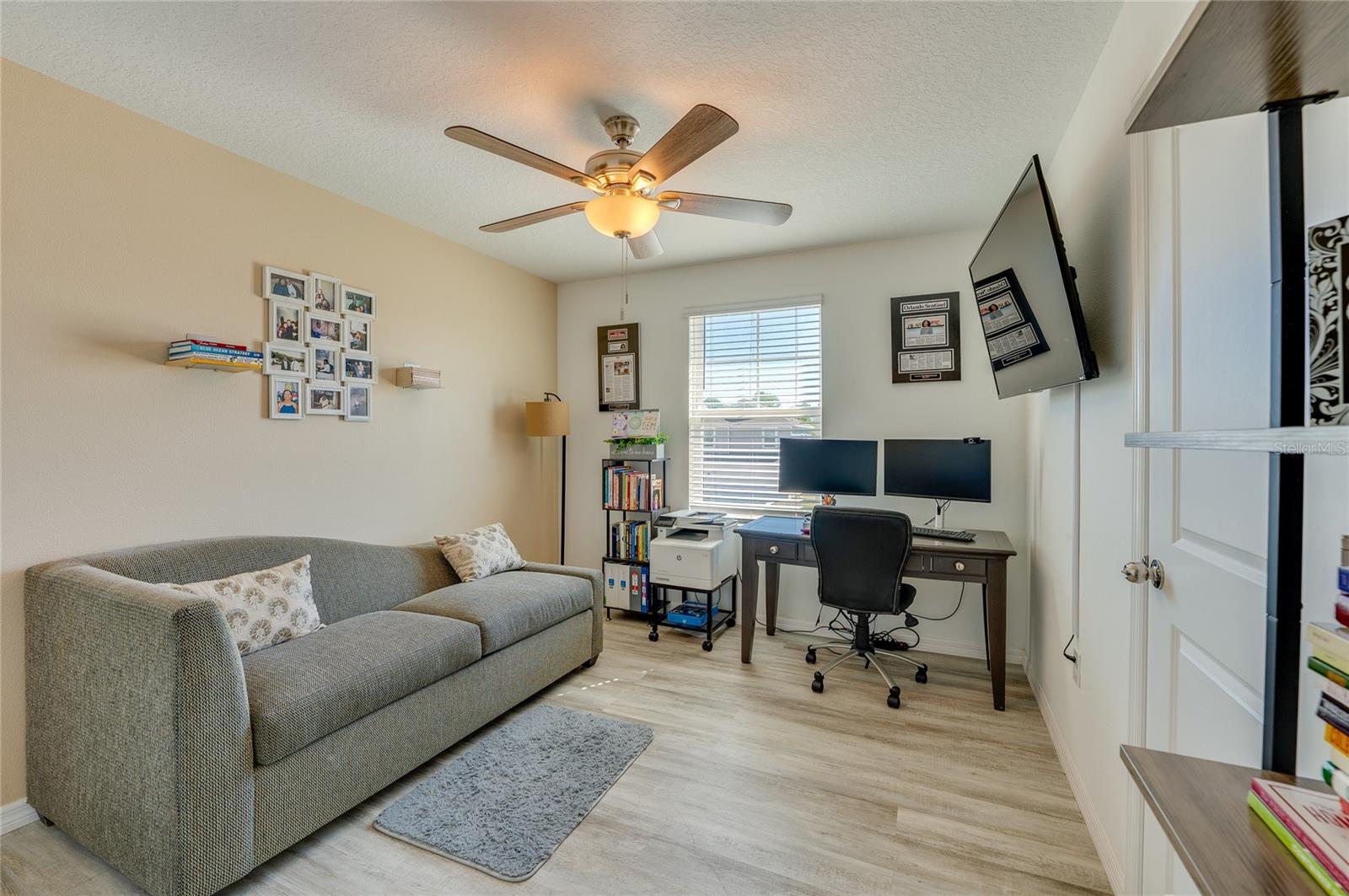 Image 28 of 57 For 3986 Willowbrook Drive