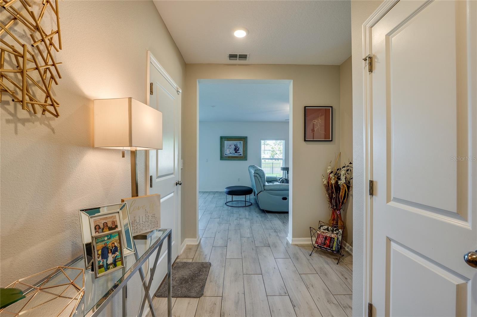 Image 8 of 57 For 3986 Willowbrook Drive