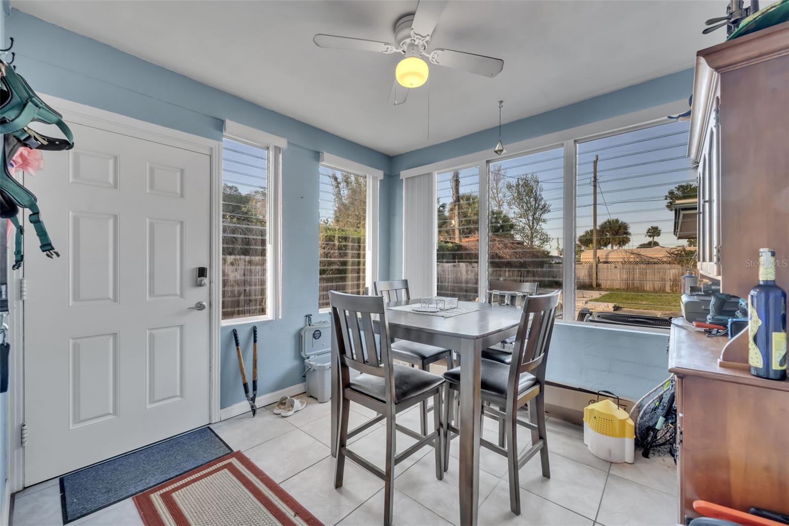 Image 27 of 54 For 715 Alcazar Avenue