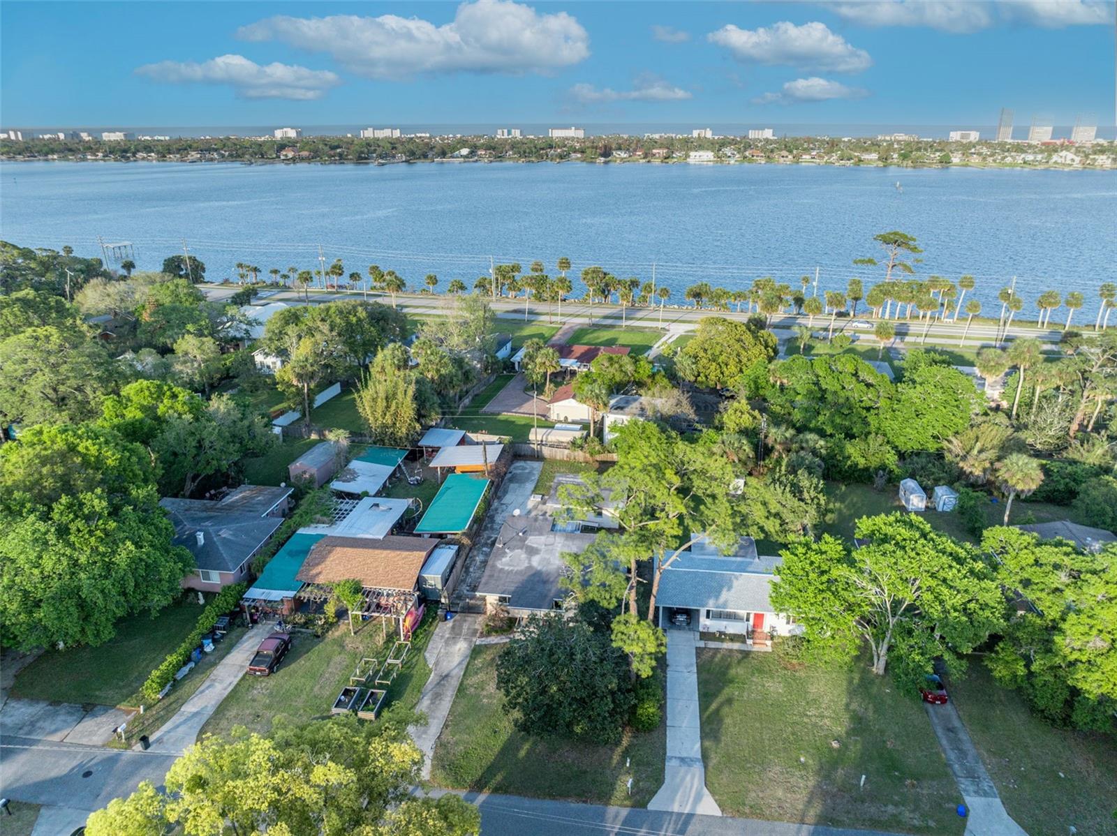 Image 45 of 54 For 715 Alcazar Avenue