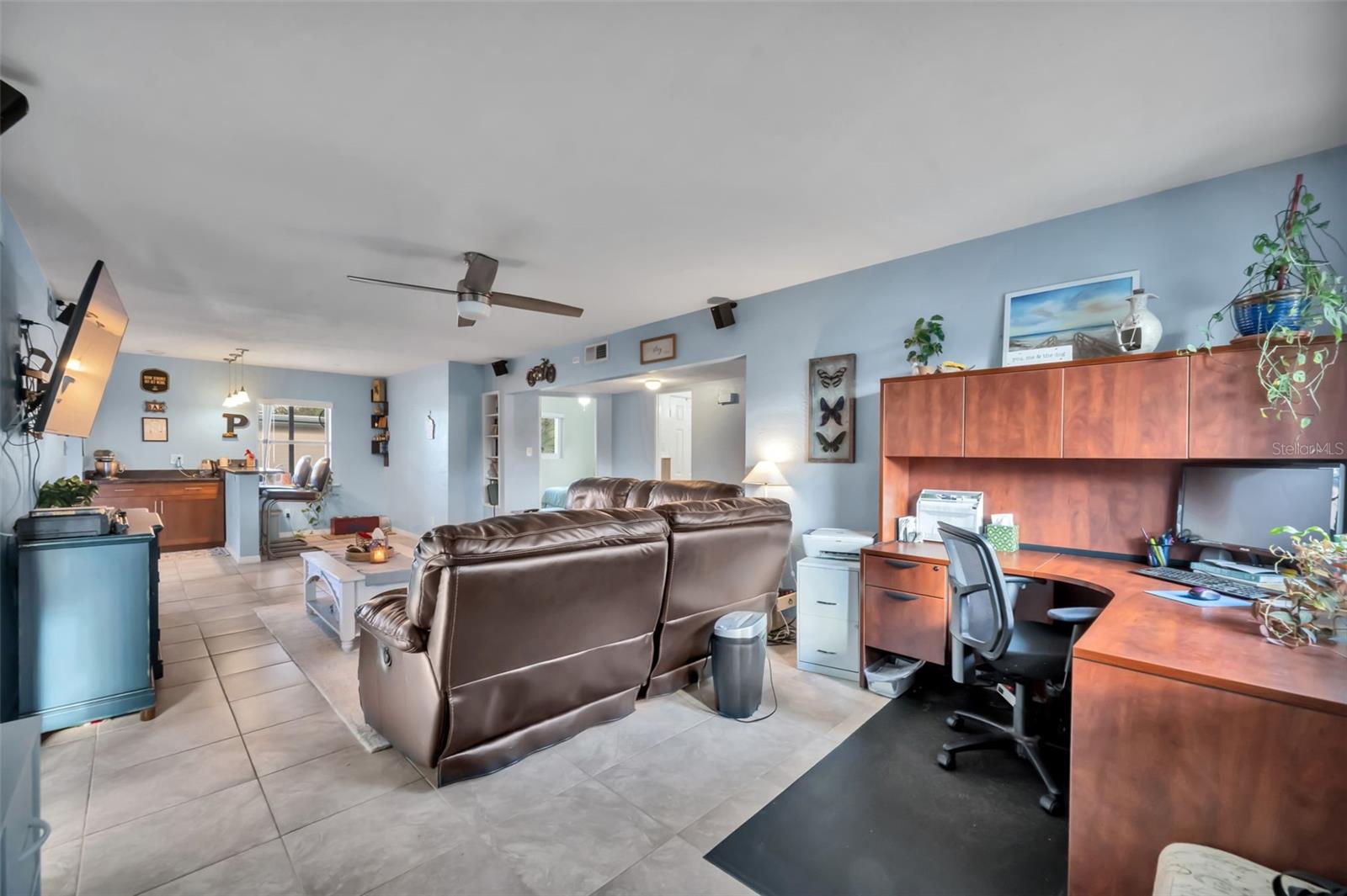 Image 5 of 54 For 715 Alcazar Avenue