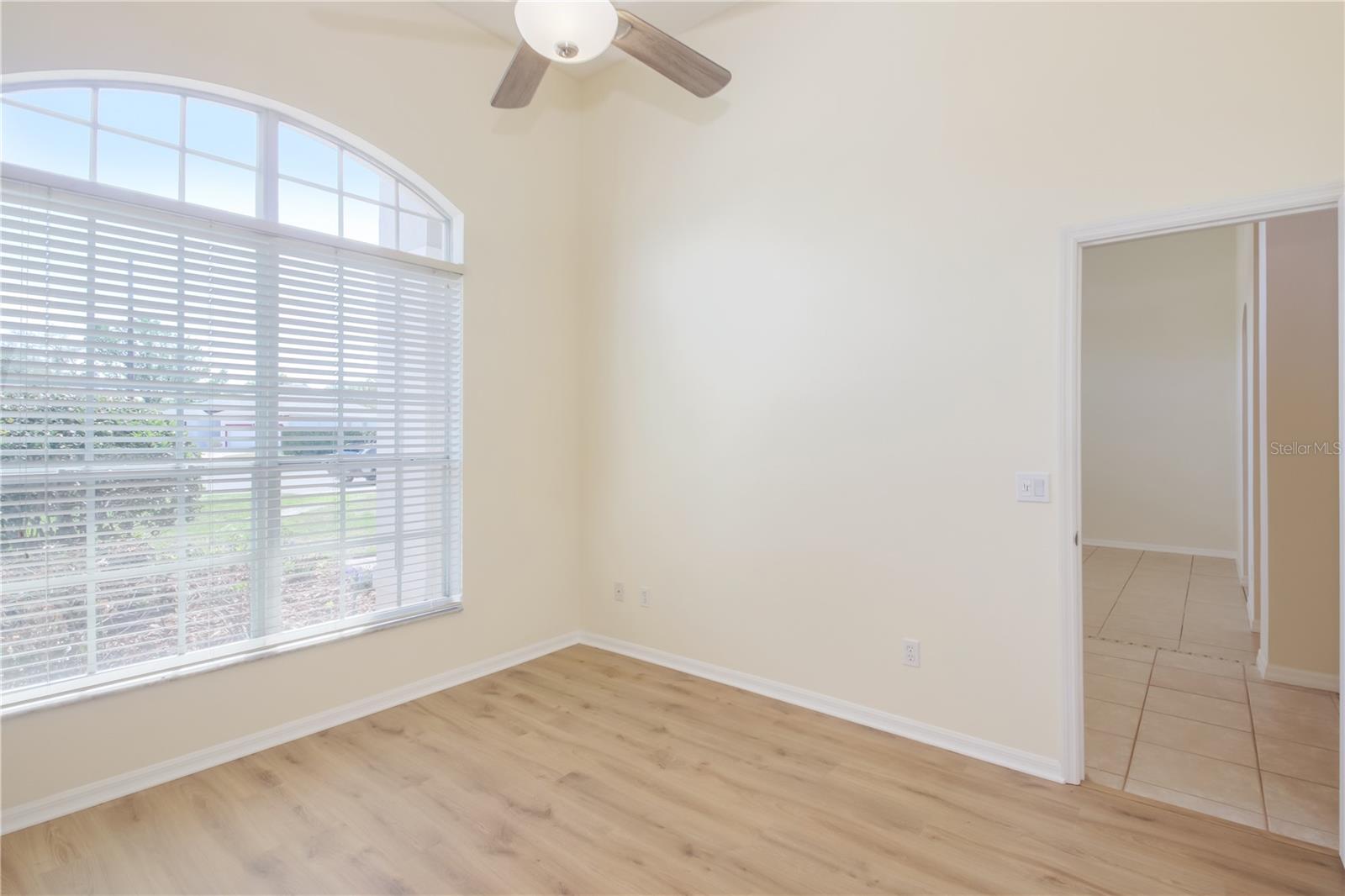 Image 16 of 43 For 140 Rangeline Woods Cove