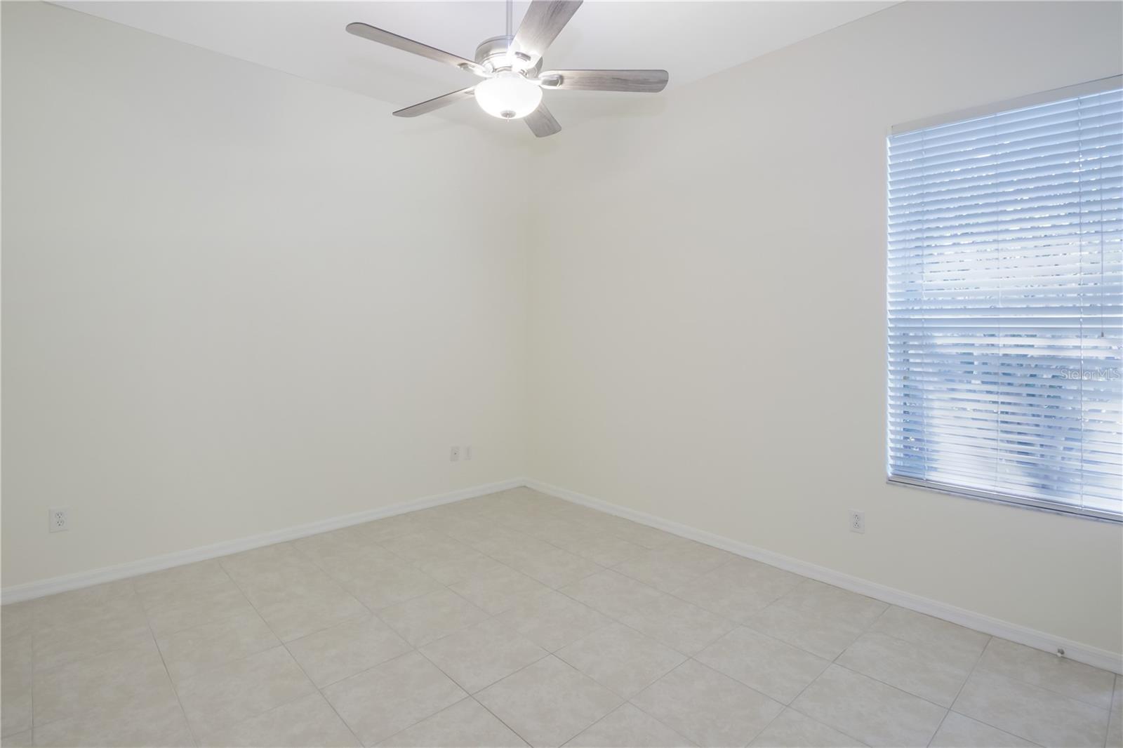 Image 31 of 43 For 140 Rangeline Woods Cove