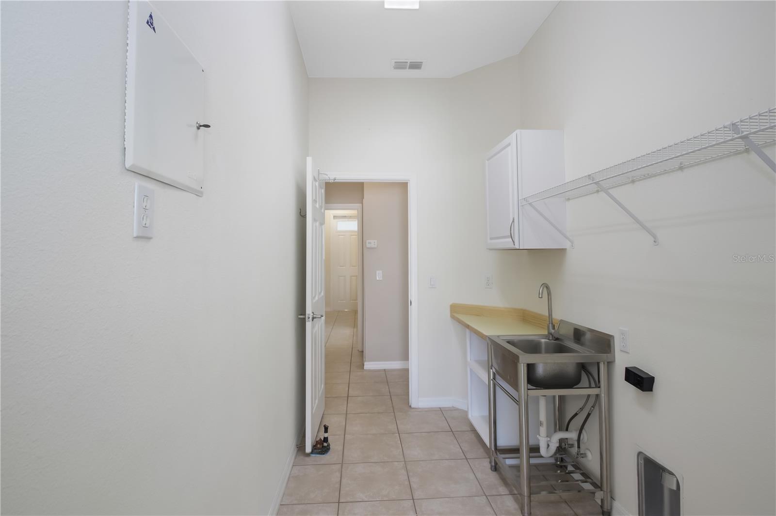 Image 38 of 43 For 140 Rangeline Woods Cove