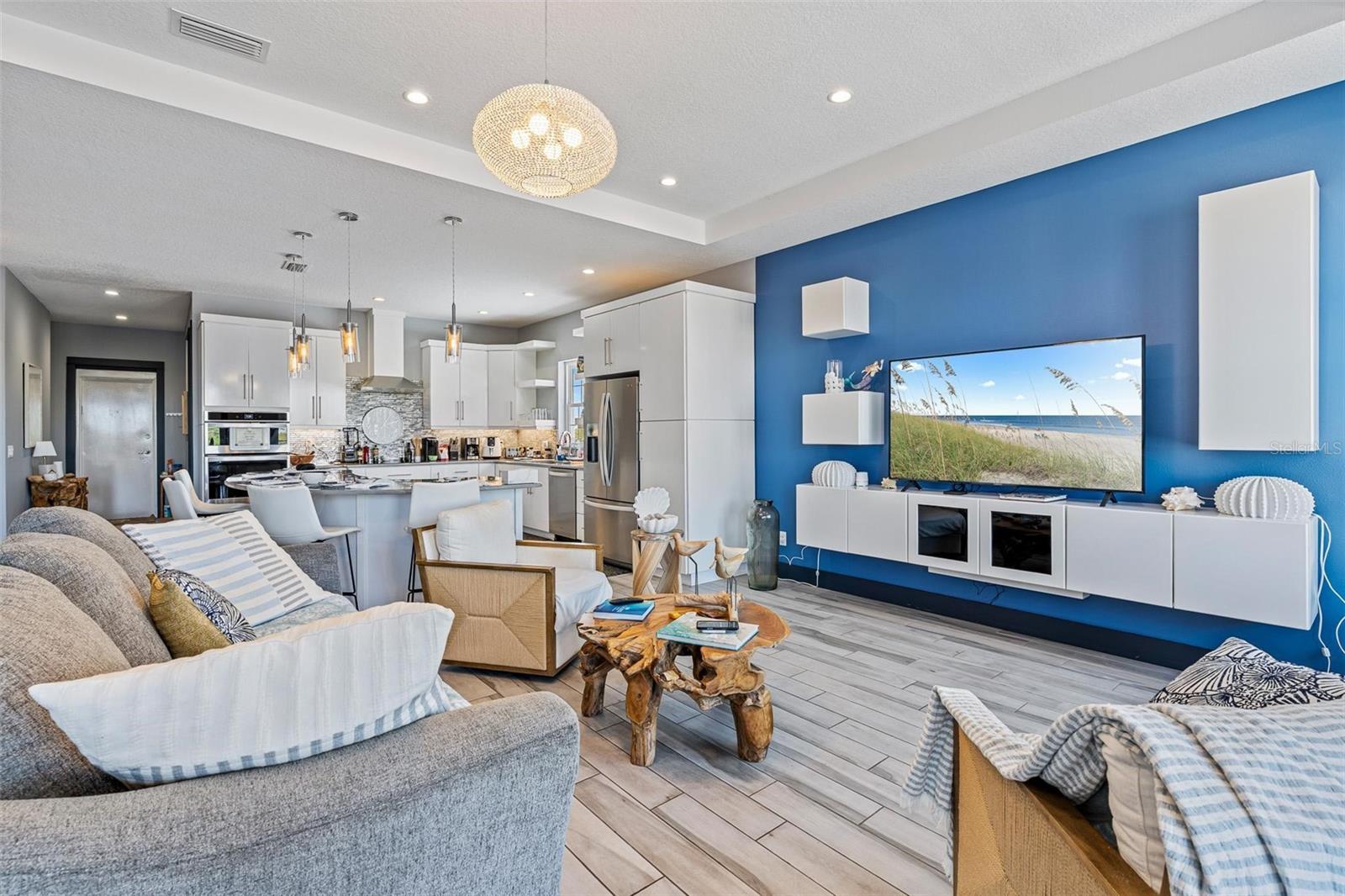 Image 11 of 35 For 701 3rd Avenue Ph