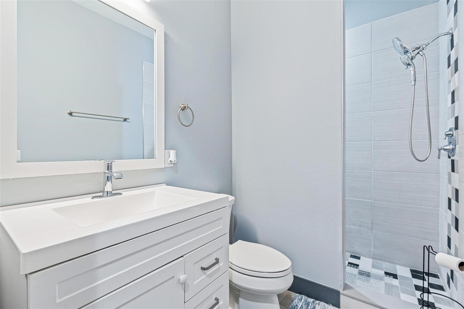 Image 23 of 35 For 701 3rd Avenue Ph