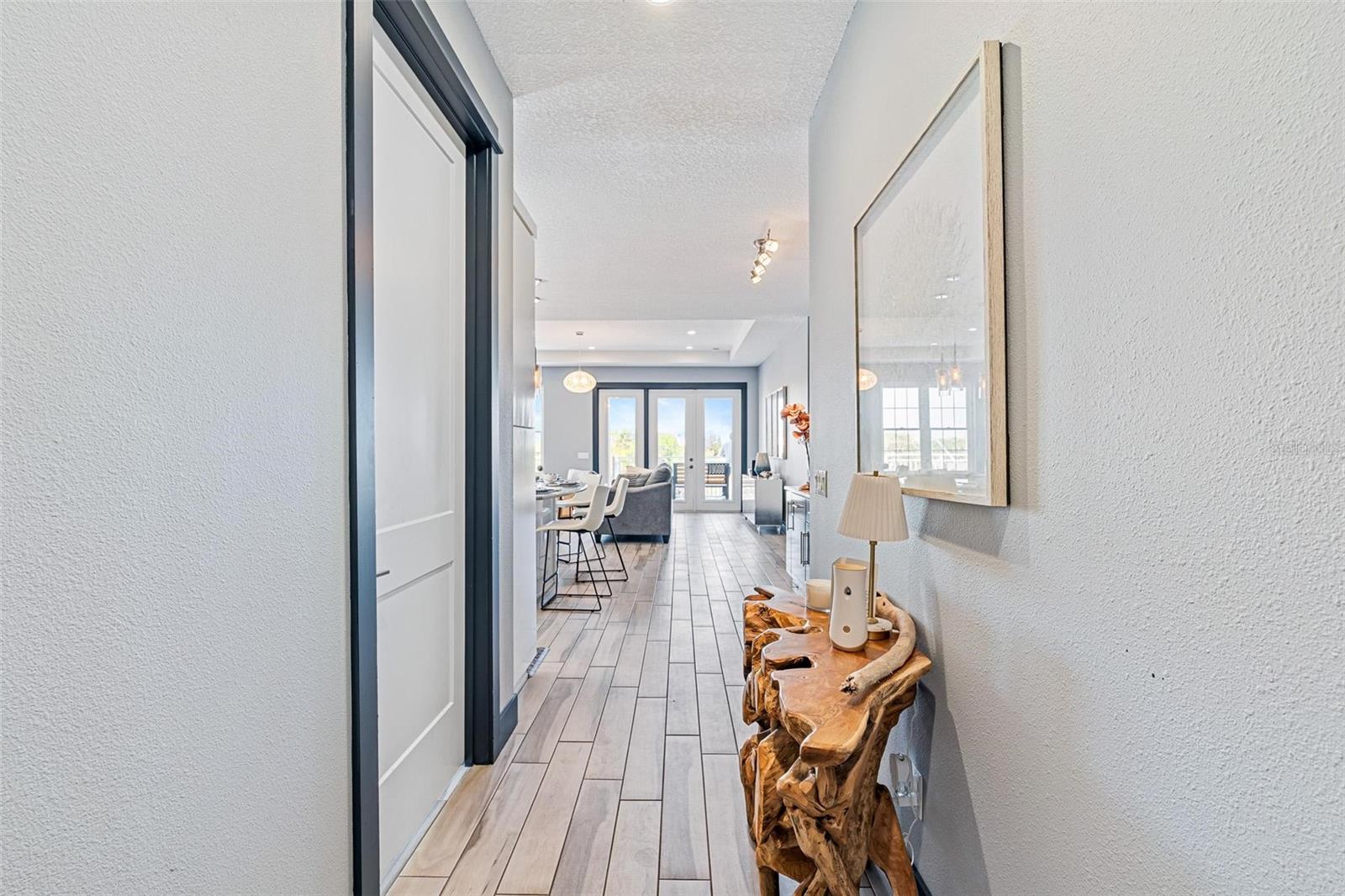 Image 4 of 35 For 701 3rd Avenue Ph