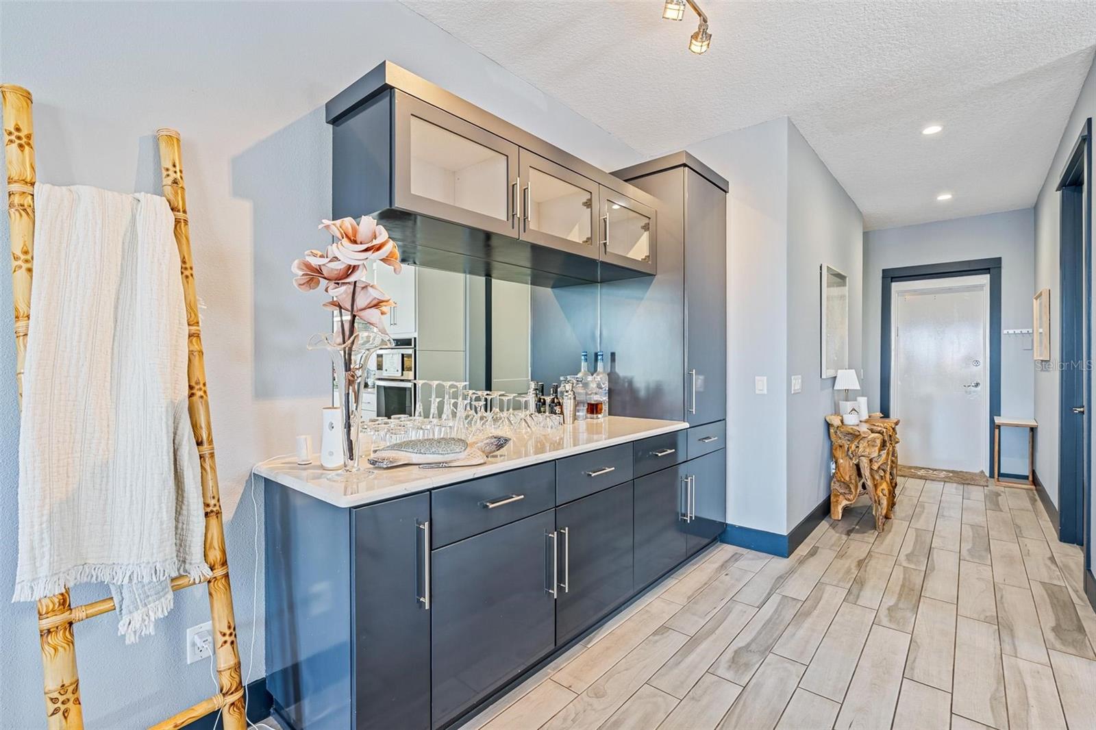 Image 5 of 35 For 701 3rd Avenue Ph