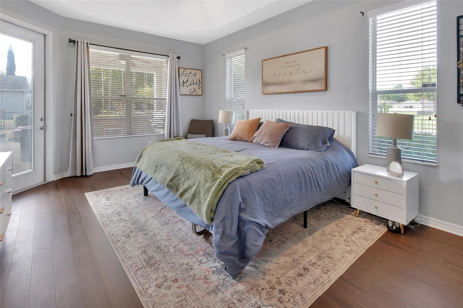 Image 21 of 54 For 407 Thoroughbred Way