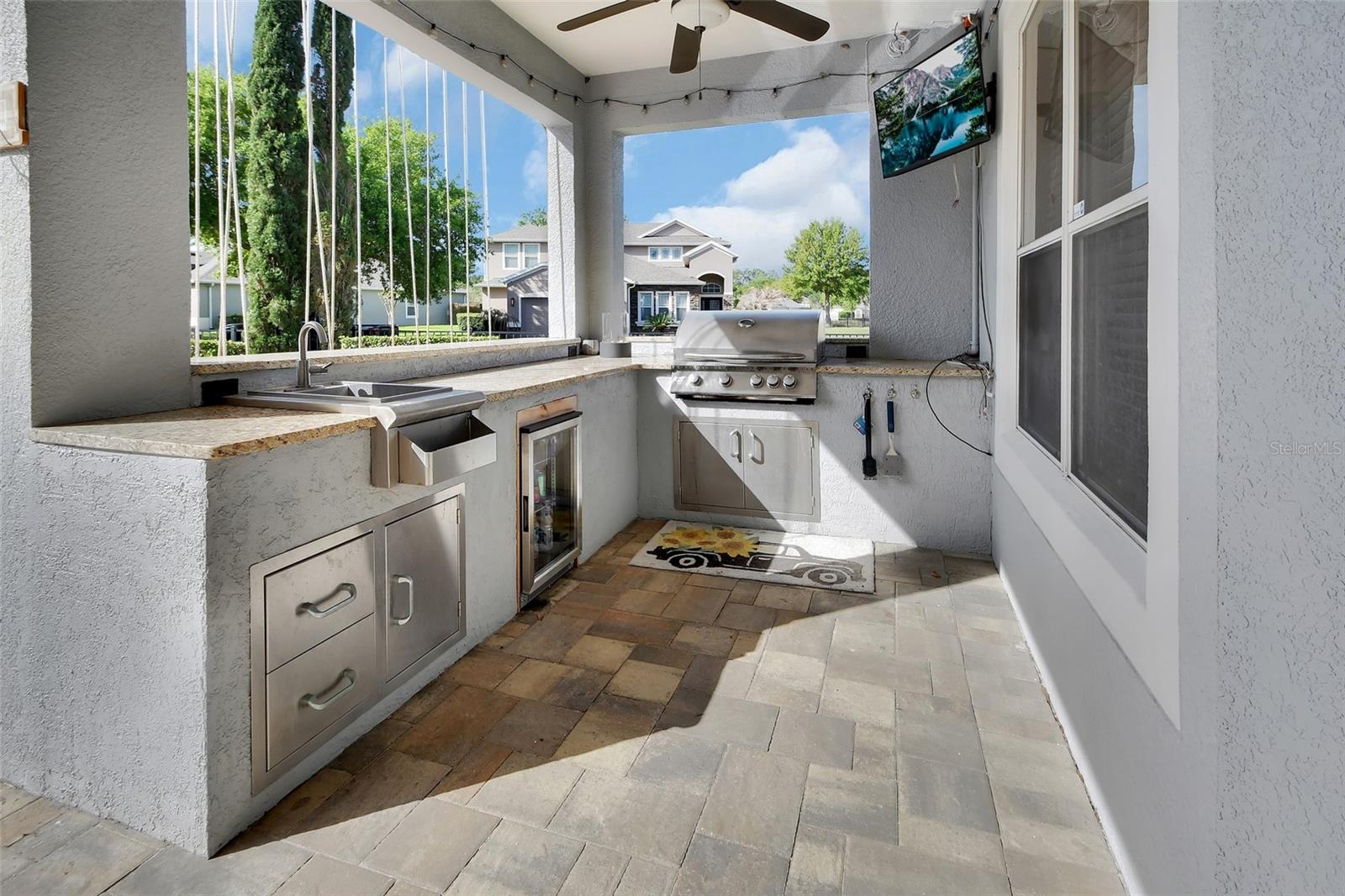 Image 36 of 54 For 407 Thoroughbred Way