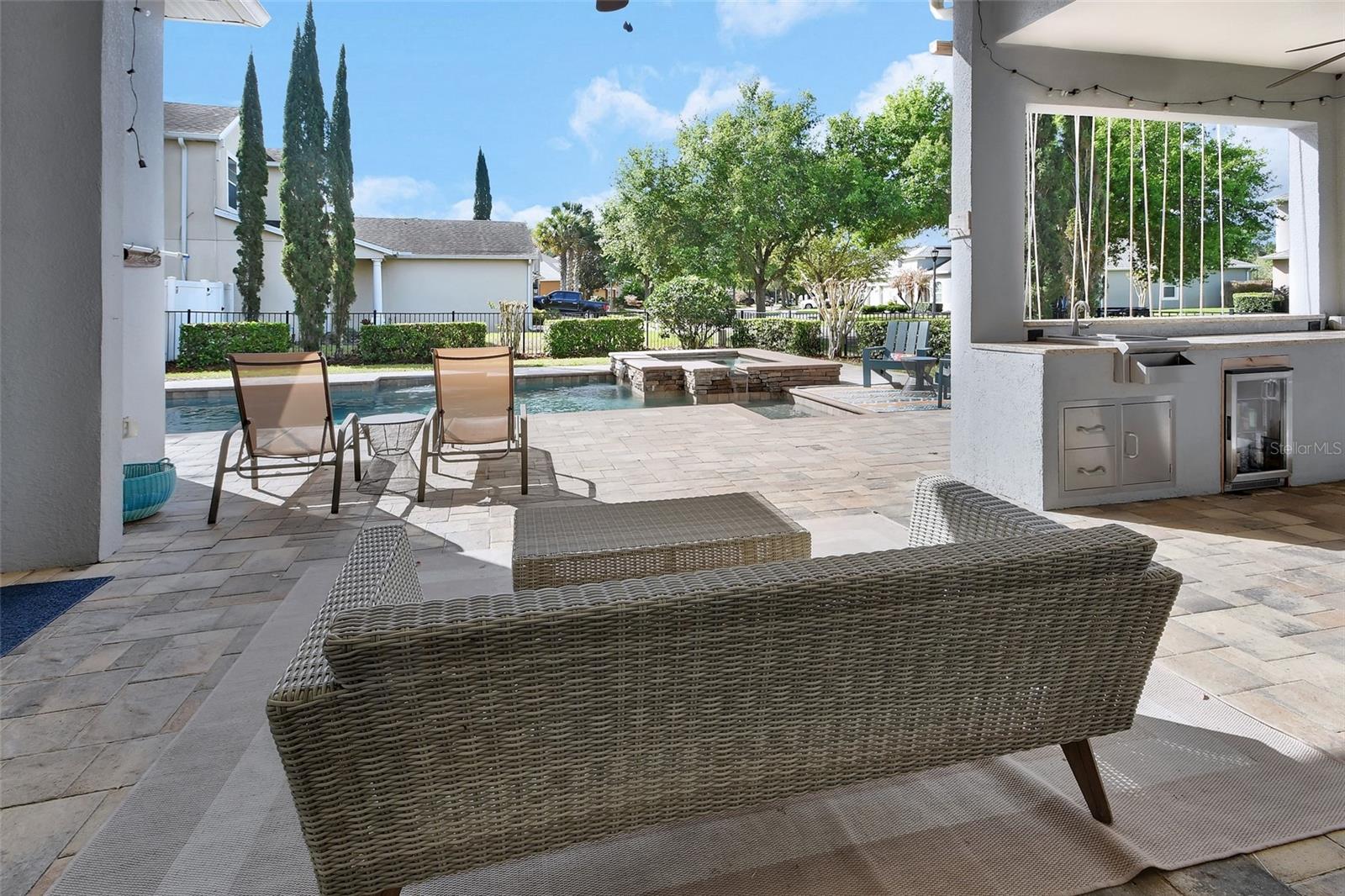 Image 38 of 54 For 407 Thoroughbred Way