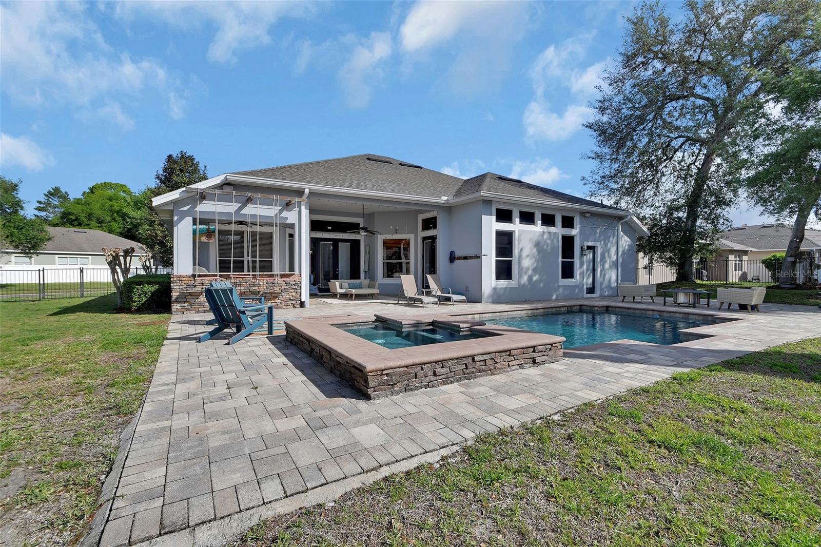 Image 41 of 54 For 407 Thoroughbred Way