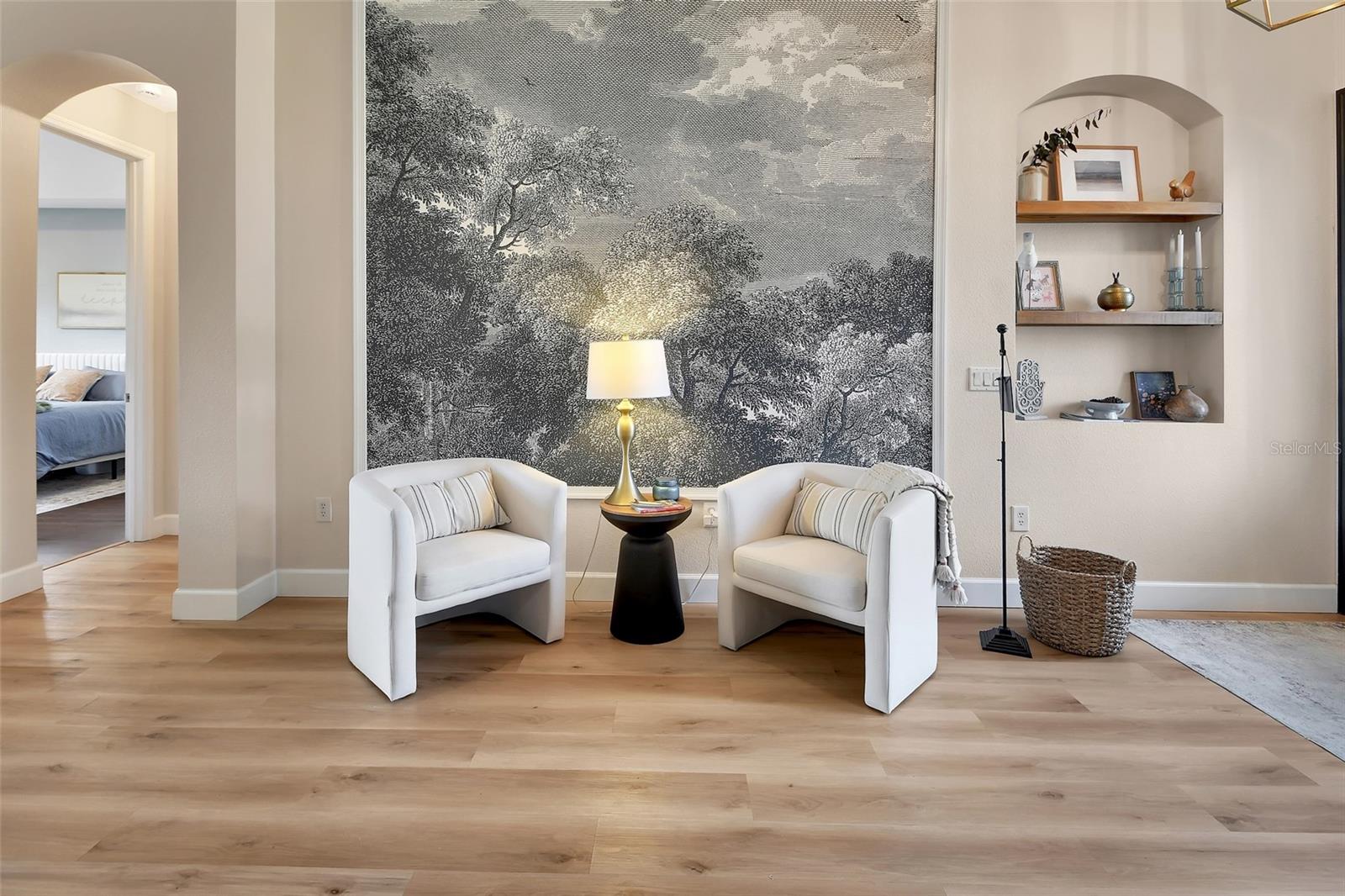 Image 5 of 54 For 407 Thoroughbred Way