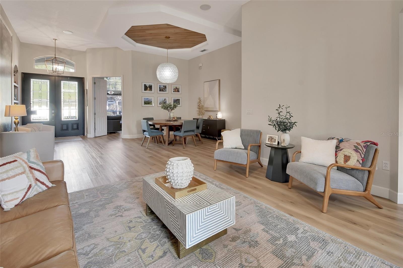 Image 8 of 54 For 407 Thoroughbred Way