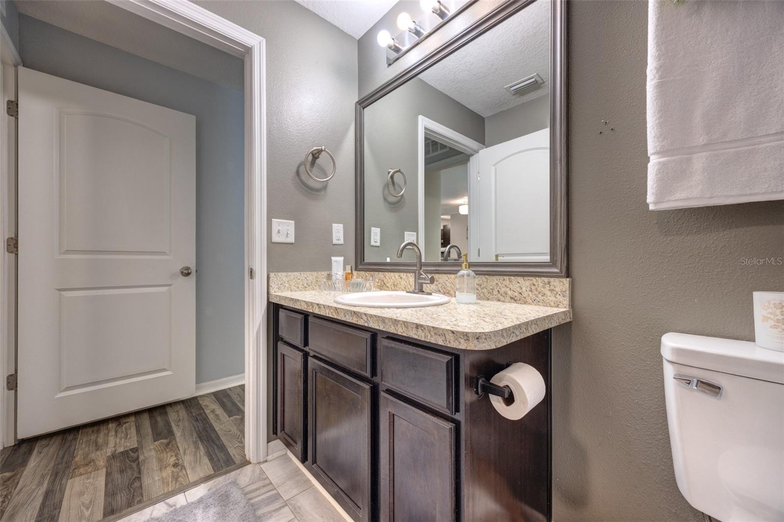 Image 17 of 37 For 309 Southern Winds Boulevard