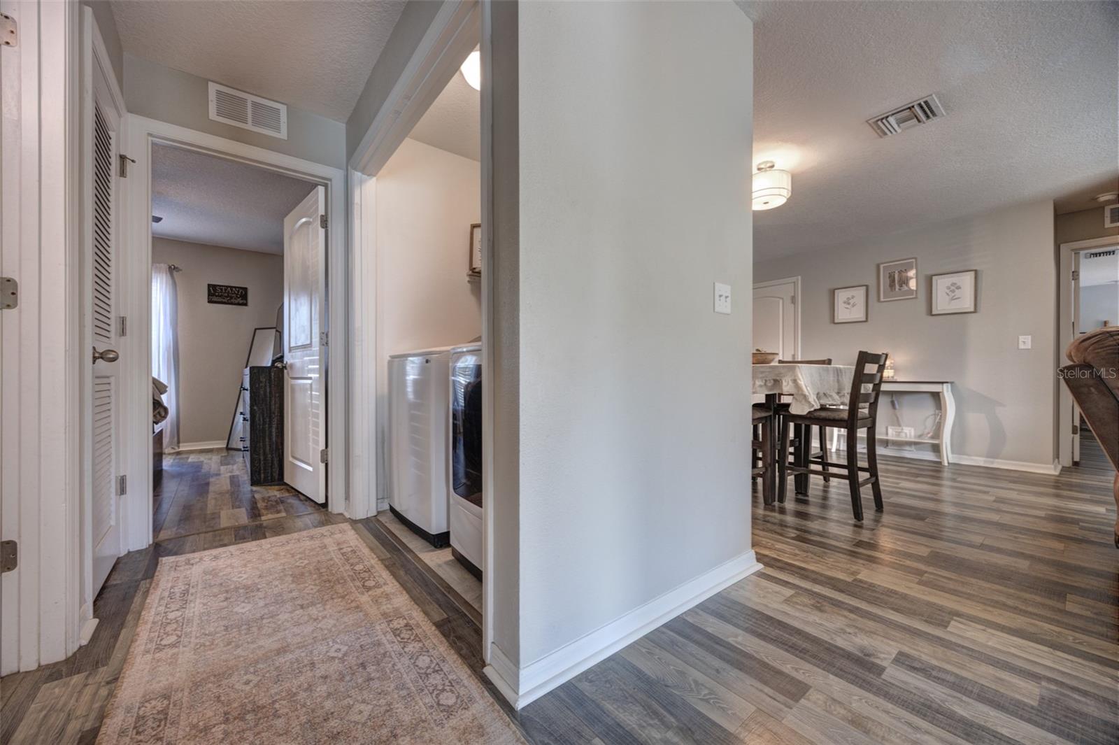 Image 29 of 37 For 309 Southern Winds Boulevard