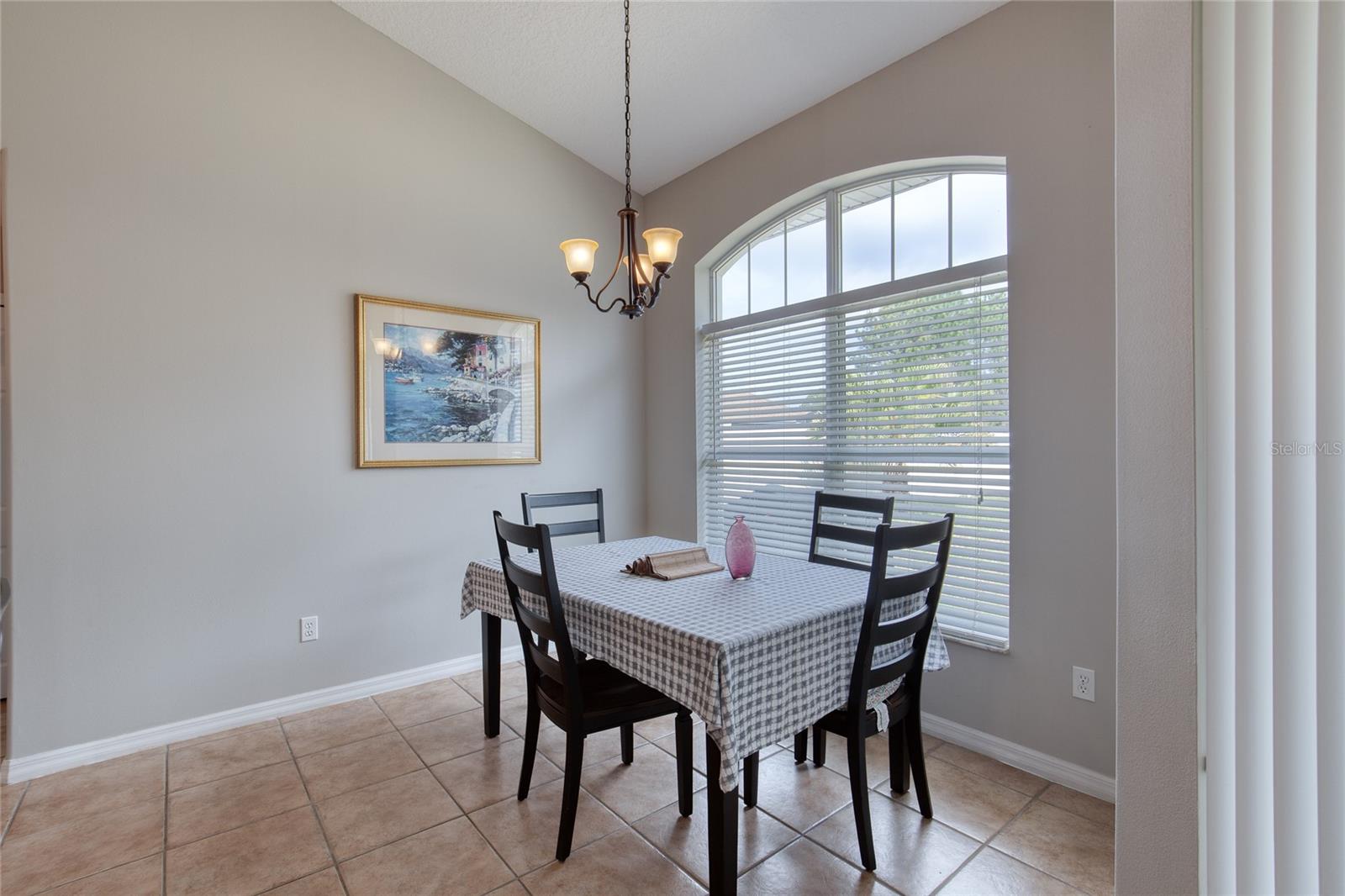 Image 17 of 46 For 89 Felwood Lane