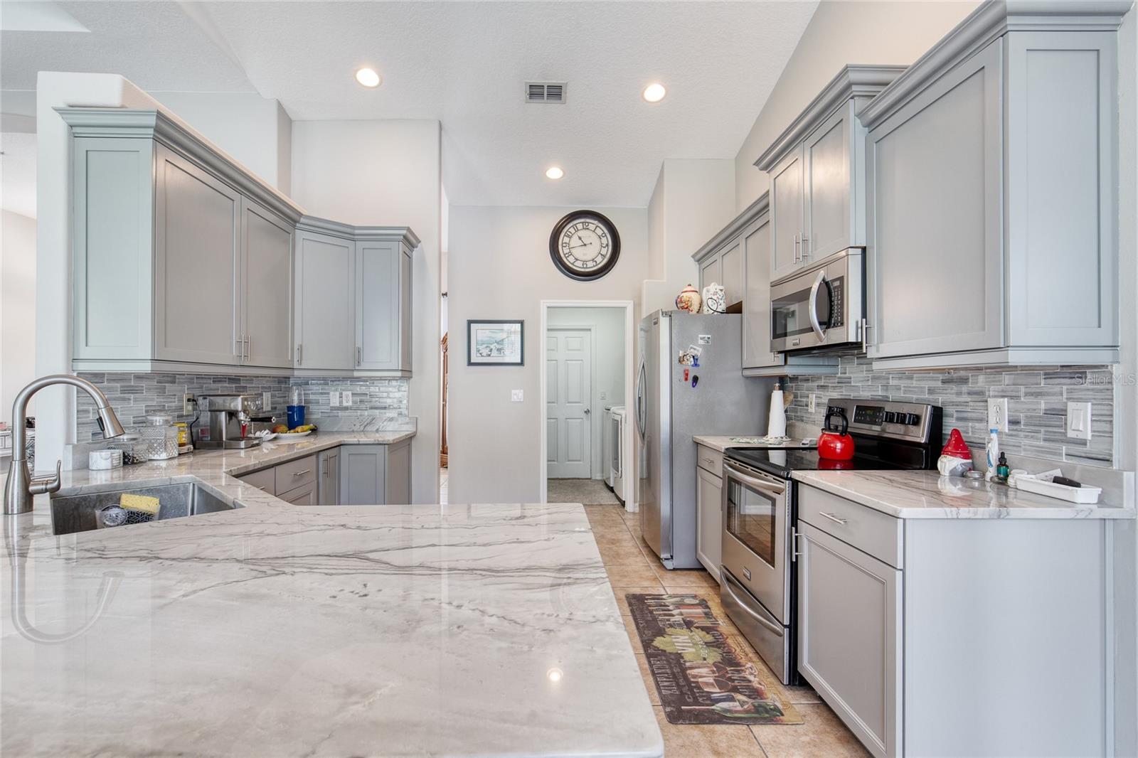 Image 20 of 46 For 89 Felwood Lane