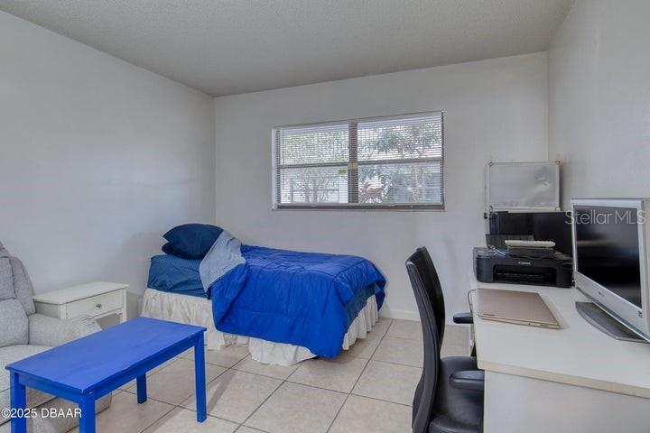 Image 11 of 21 For 1504 Virginia Avenue 101