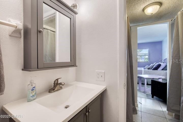 Image 16 of 21 For 1504 Virginia Avenue 101