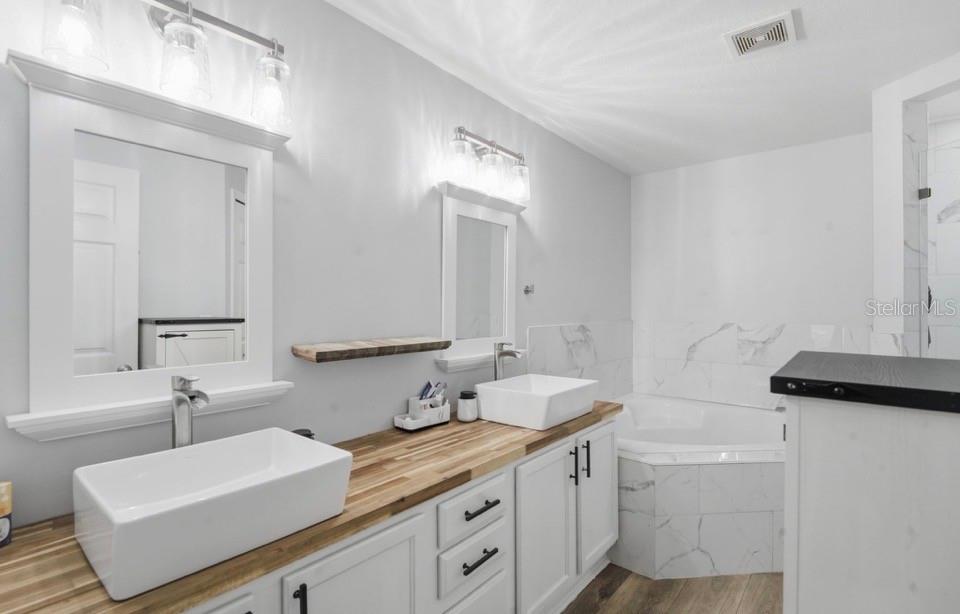 Image 21 of 38 For 656 Swan Range Road