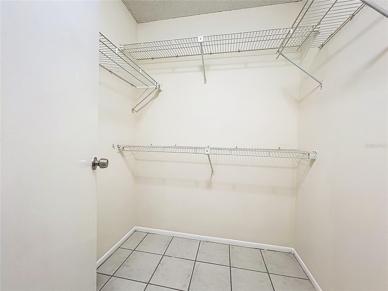 Image 24 of 39 For 193 Creekside Way