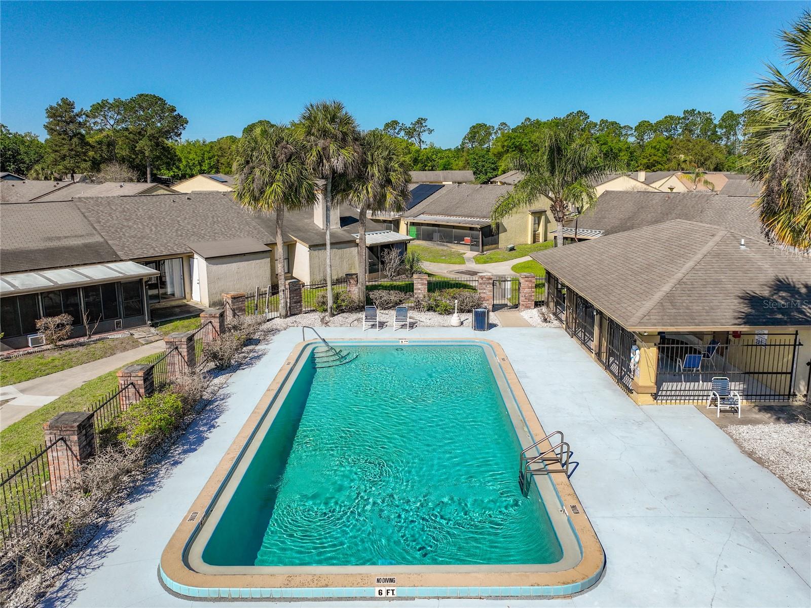 Image 33 of 39 For 193 Creekside Way