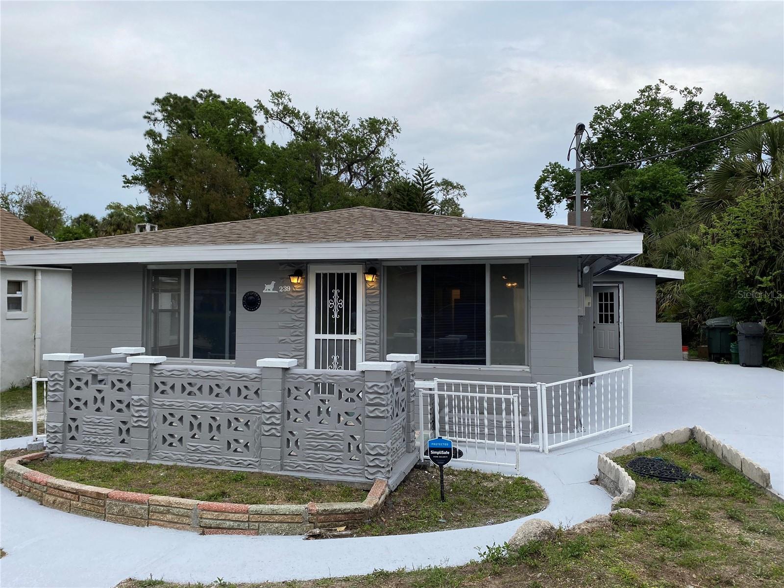 Image 2 of 12 For 239 Desoto Street