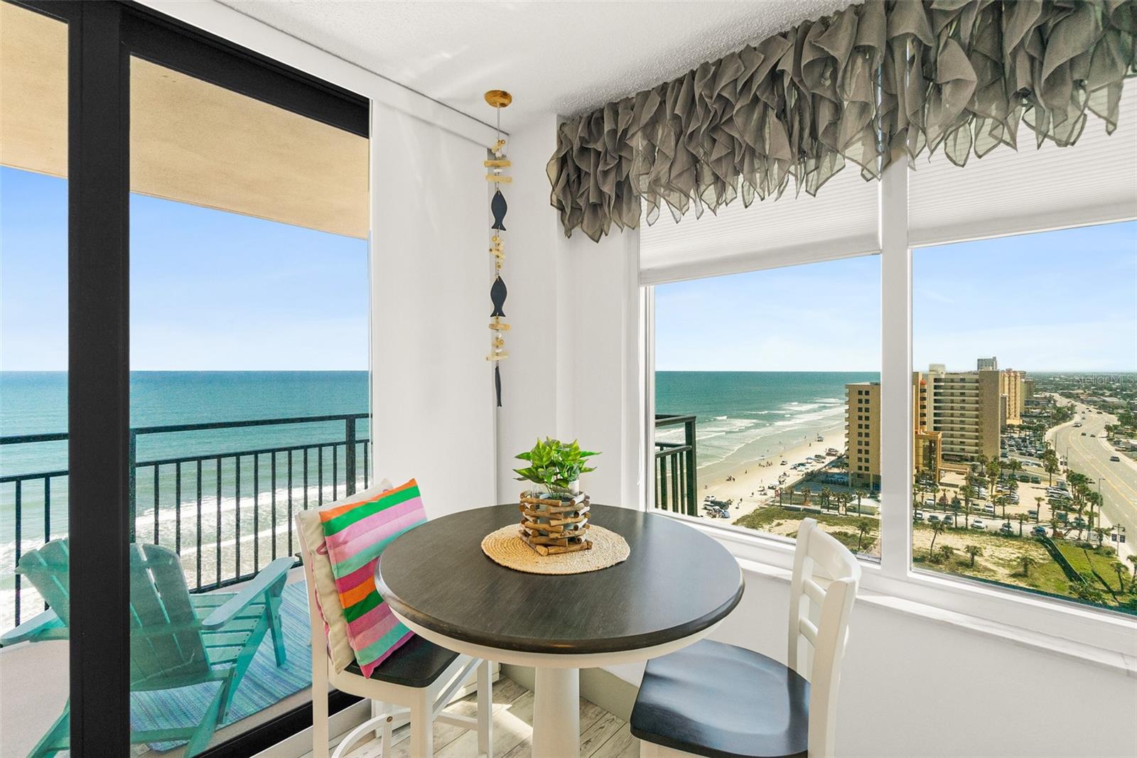 Image 10 of 49 For 3051 Atlantic Avenue P020