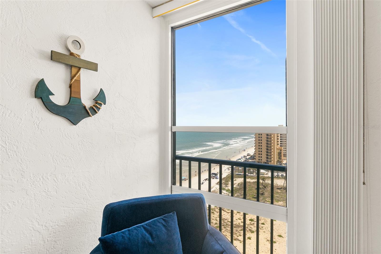 Image 28 of 49 For 3051 Atlantic Avenue P020