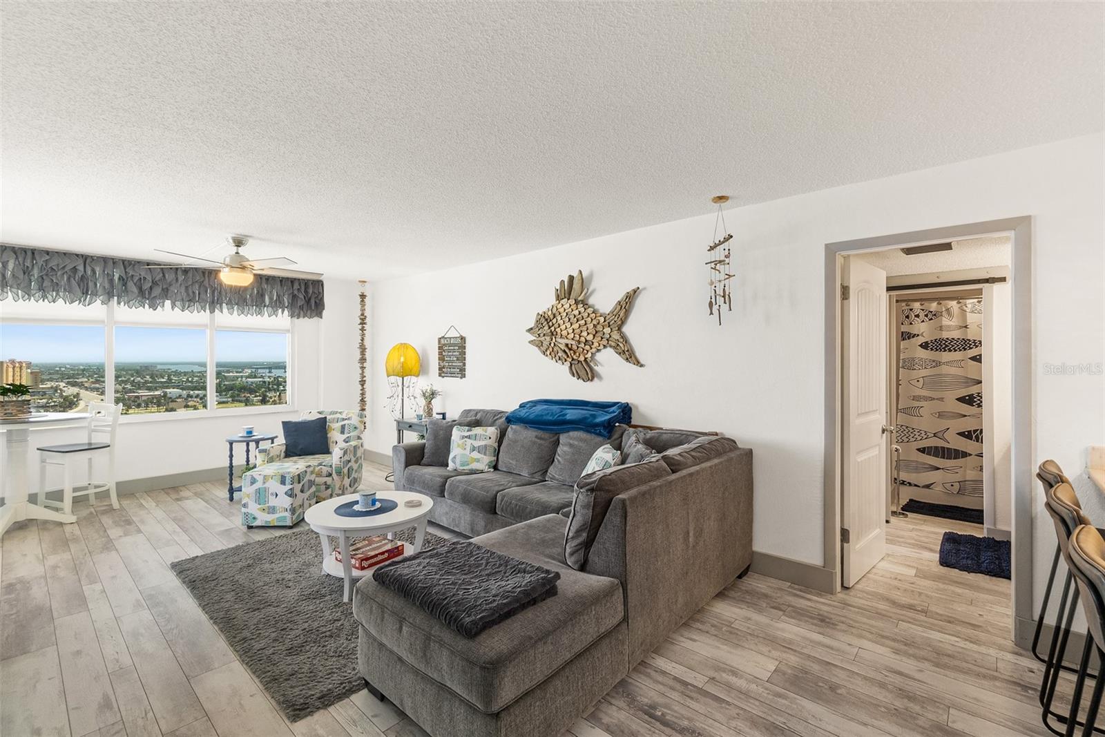 Image 5 of 49 For 3051 Atlantic Avenue P020