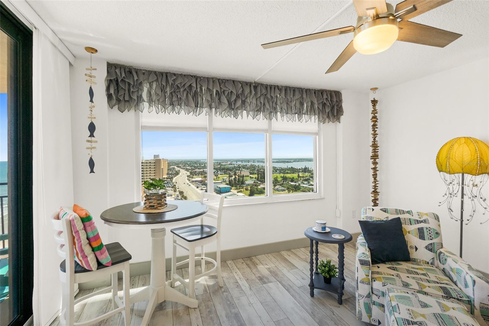 Image 8 of 49 For 3051 Atlantic Avenue P020