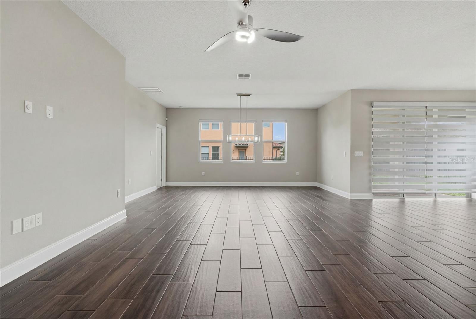 Image 19 of 51 For 251 Teddy Rushing Street