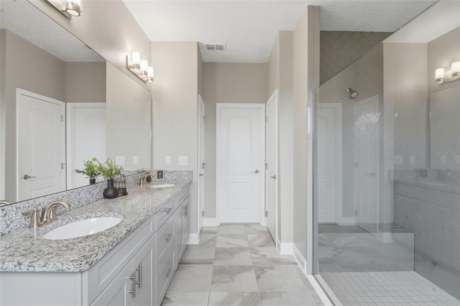 Image 30 of 51 For 251 Teddy Rushing Street