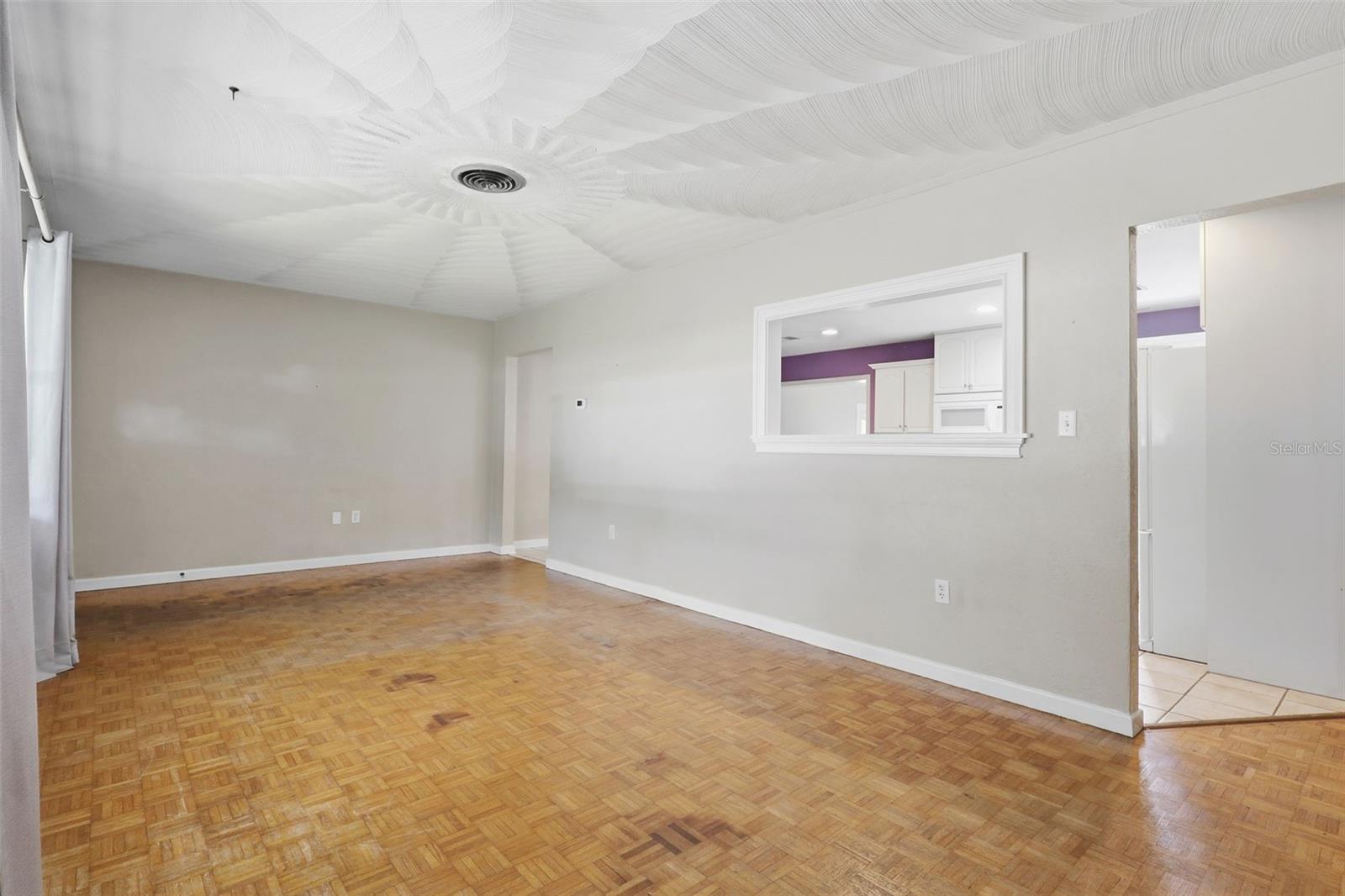 Image 12 of 30 For 1410 Chelsea Avenue