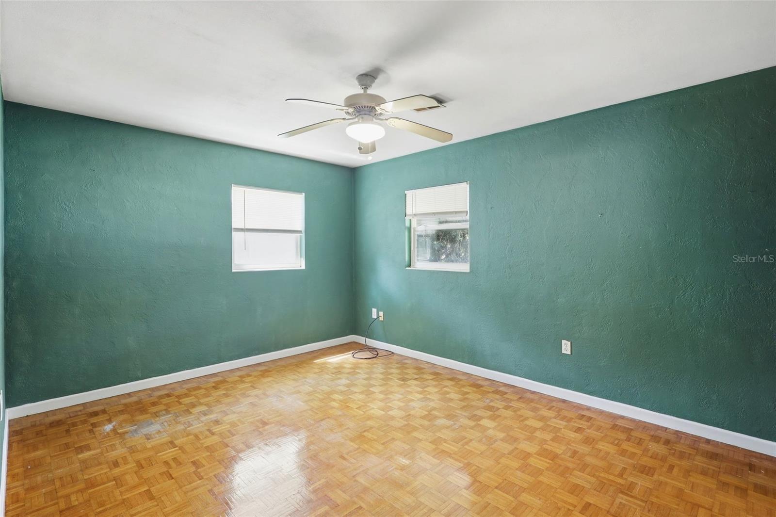 Image 22 of 30 For 1410 Chelsea Avenue