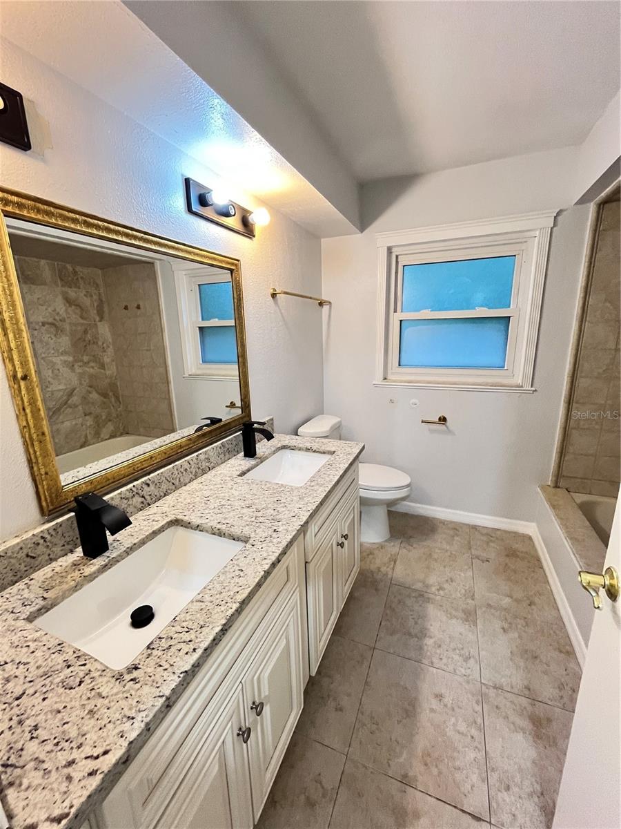 Image 33 of 53 For 6 Robinwood Drive